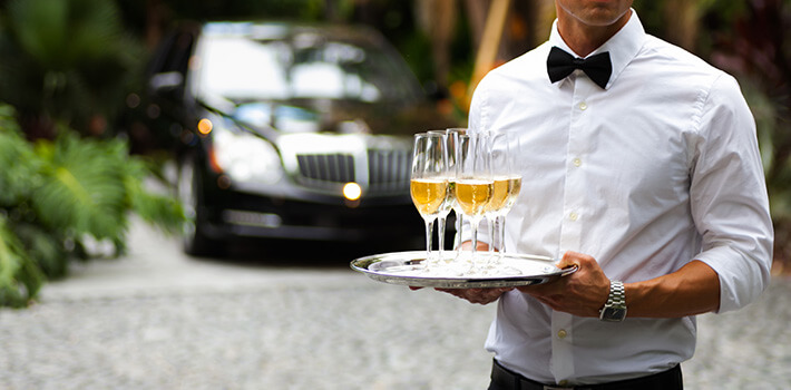 Wine Tour Car Service Milwaukee - Luxury Limo Near Me